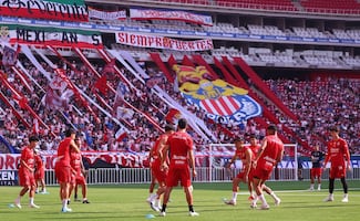 Chivas recibe a su afición en el Estadio Akron previo enfrentar a Tigres en vuelta de cuartos
