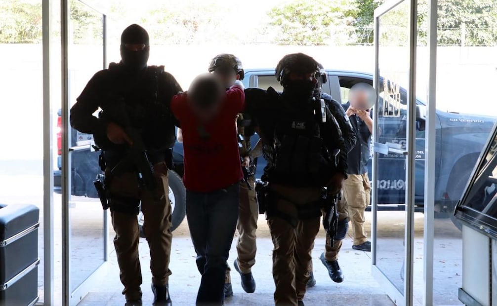 Fiscalía de Sinaloa rescata a persona que llevaba 7 días secuestrada; secuestrador que exigía 5 mdp es detenido.
Foto: Especial.
