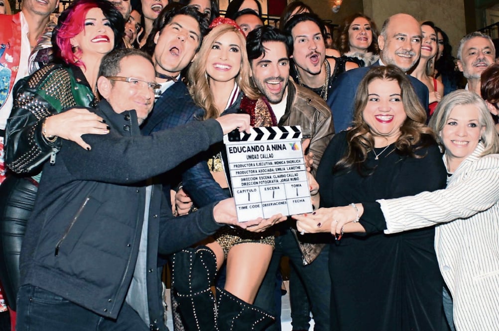 Los elencos de las dos telenovelas vieron juntos el primer capítulo (AGUSTÍN SALINAS. EL UNIVERSAL)