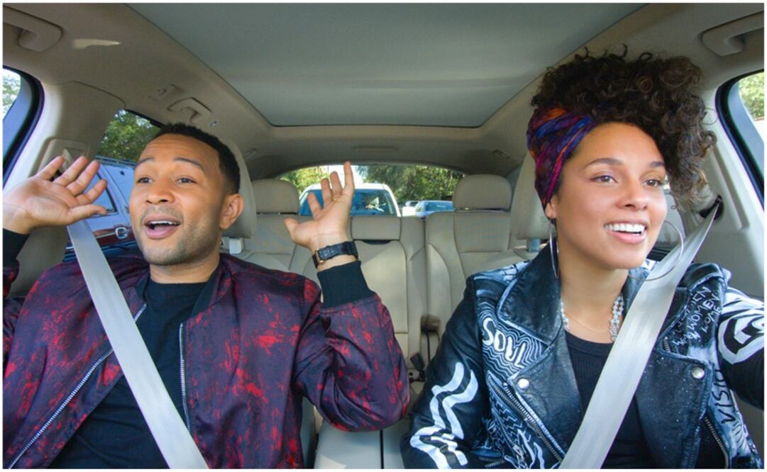 Al igual que los segmentos del programa, que seguirán produciéndose de forma individual a la serie, los participantes entonarán sus canciones favoritas mientras platican sobre detalles cómicos de su vida