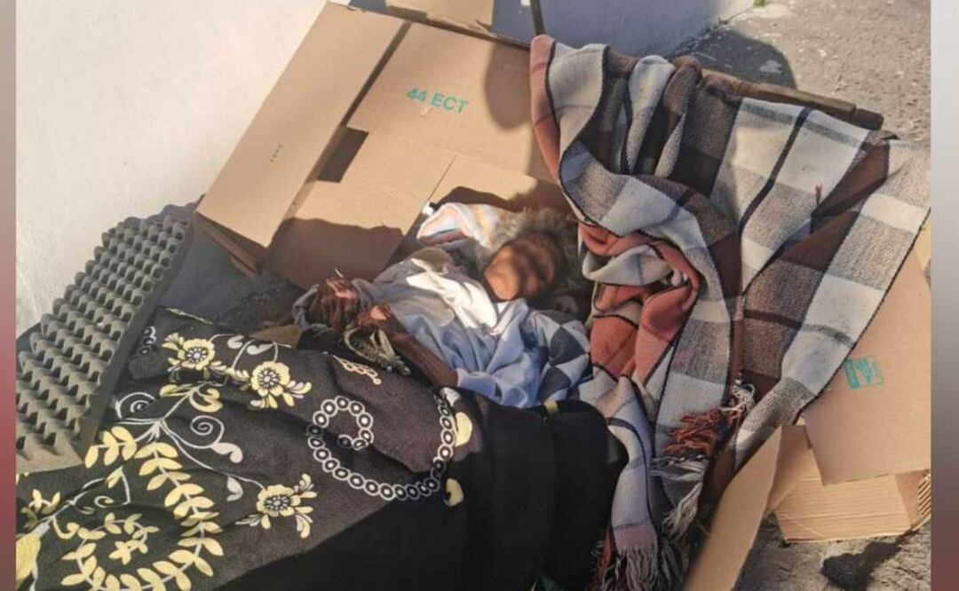 Foto: Especial/el Universal/ La mujer fue atendida por personal del DIF; sus familiares la abandonaron por la madrugada