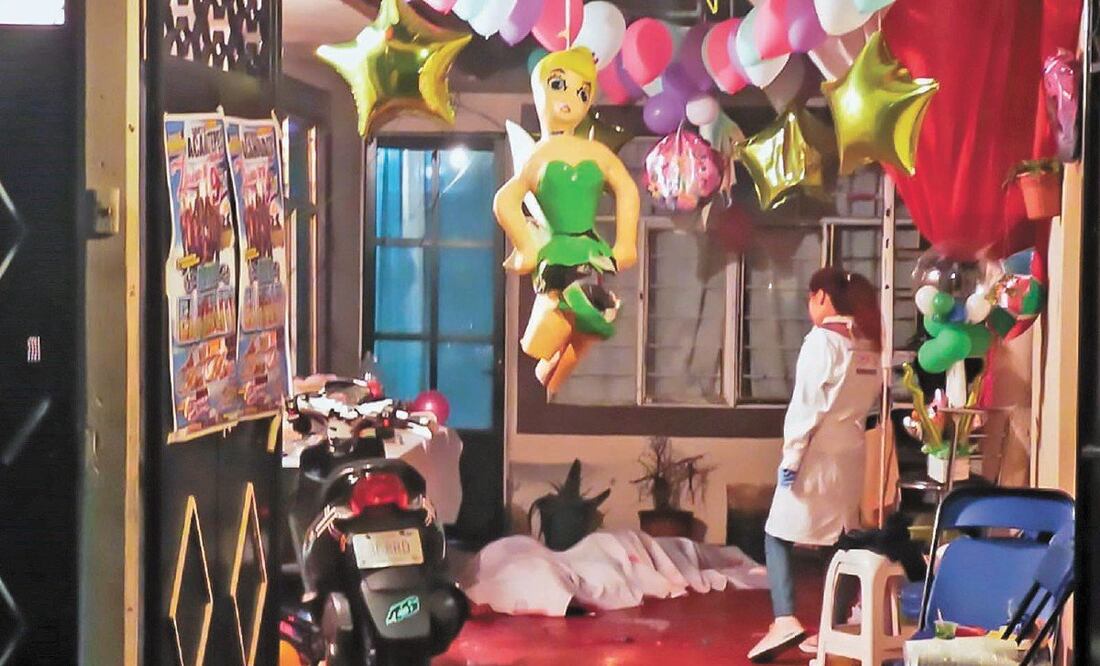 De acuerdo con fuentes, la familia que habitaba el domicilio en donde ocurrió la balacera se dedicaba a la venta de ropa de paca en el tianguis de El Salado, uno de los más grandes que se instalan en la capital del país. ESPECIAL