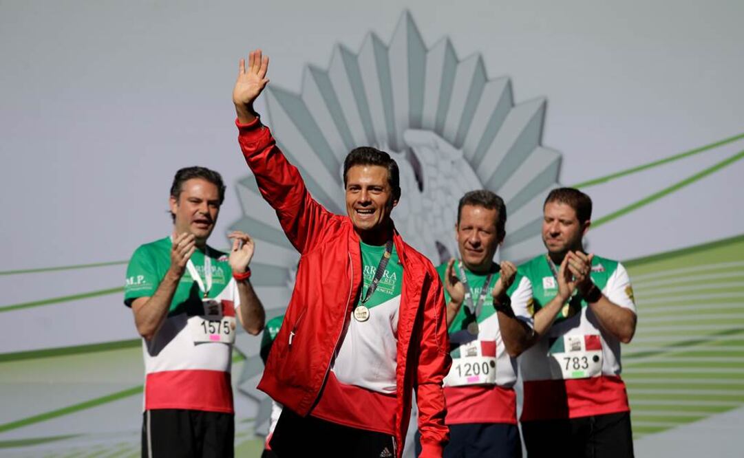 El titular del Ejecutivo federal aseguró que en el país hay un mayor dinamismo de la economía y más empleo (Foto: Alejandro Acosta EL UNIVERSAL)