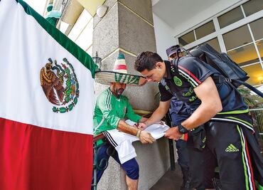 México no sufre acoso a su arribo