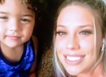 Arrestan a mujer luego de que su novio asesinara a su hijo: "permitió el asesinato", acusan