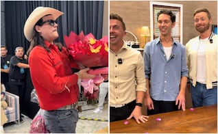 “Flores El Patrón” sorprende a elenco de “Malcolm el de en medio” con un ramo; así fue el peculiar momento