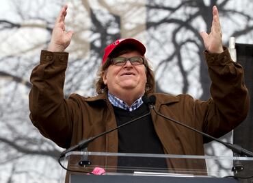 Michael Moore luchará contra Donald Trump en Broadway