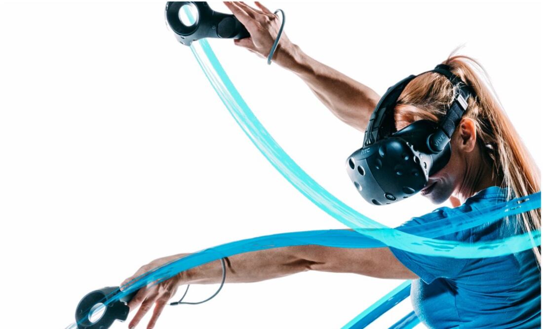 Menos lúdicas pero igual de atractivas son las Vuzix Blade, otras gafas de realidad virtual que en este caso se aplican a ámbitos laborales