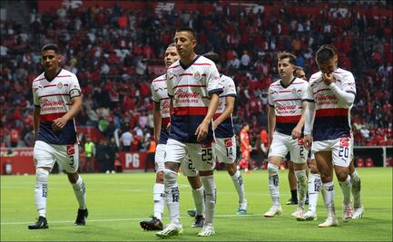 Chivas empata con Toluca y llega a seis partidos consecutivos sin conocer la victoria