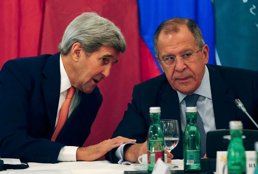 El encuentro se produce después de varias entrevistas bilaterales y de un encuentro en el que participaron los jefes de las diplomacias de EU, Rusia, Turquía y Arabia Saudí (REUTERS)