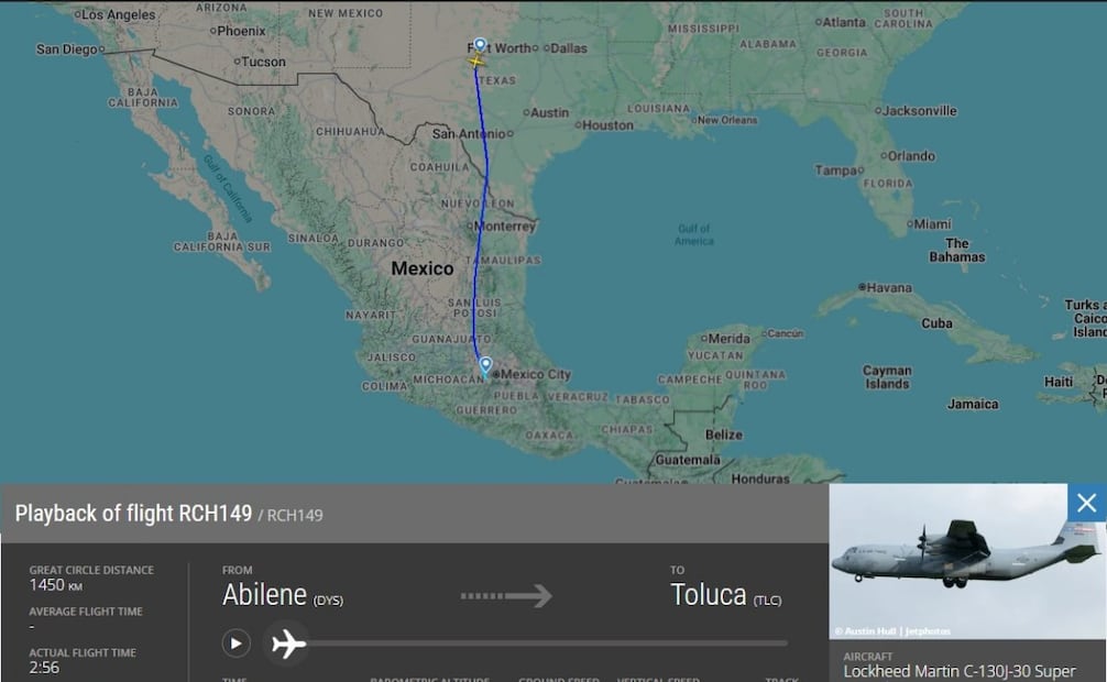 La aeronave de la Fuerza Aérea de Estados Unidos despegó de la base militar Dyess, en Abilene, Texas a las 11:50 horas, y arribó a la capital mexiquense a las 14:46 horas. Foto: Flightradar24