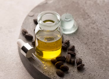 Cómo hacer un sérum de café para desinflamar las bolsas de los ojos