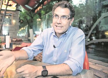 Ríos Piter no revisará firmas irregulares; acusa simulación en el INE