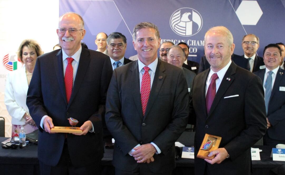 Julio Berdegué y Ronald Johnson en las mesas de la American Chambear Mexico y la Secretaría de Agricultura estadounidense. Foto: American Chamber Mexico