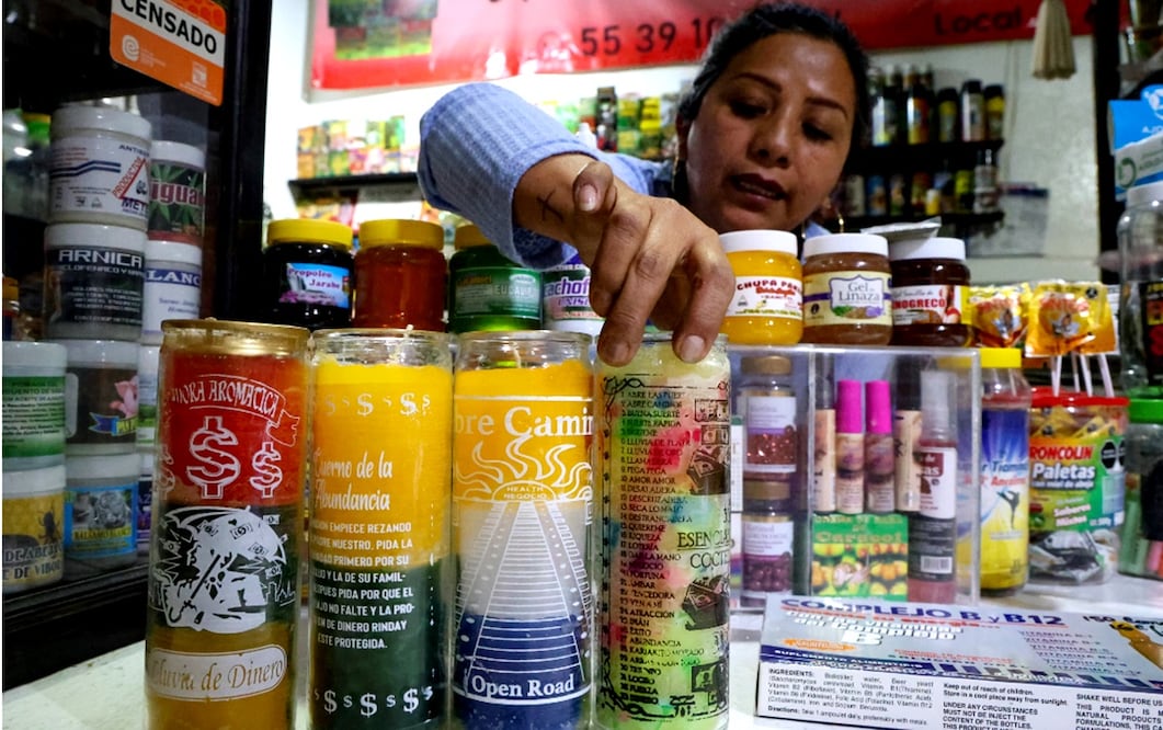 Artículos para rituales de Año Nuevo. Foto: Luis Camacho/EL UNIVERSAL