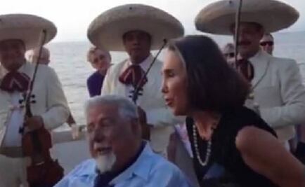 La última tacita del "Profesor Jirafales" y "Doña Florinda"