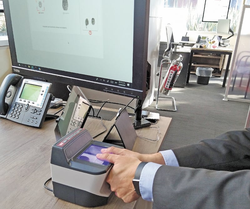 La nueva regulación estipula que las instituciones financieras deben aplicar la identificación biométrica en marzo de este año. Foto: ARCHIVO EL UNIVERSAL