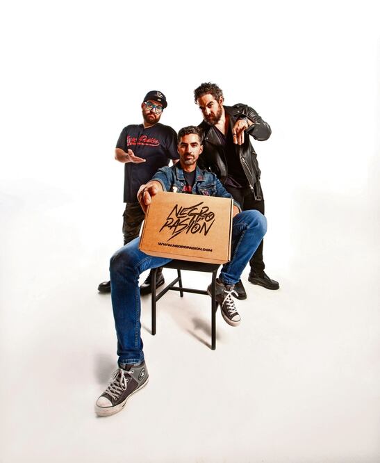 Ricky Treviño (centro) ve lejano un regreso con Pxndx. Foto: Negro Pasión