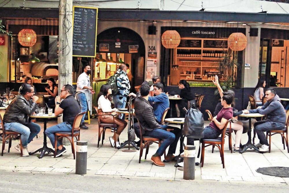 Sectores como comercio y servicios recuperaron su niveles prepandemia. Foto: Especial