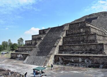 Localizan posible túnel bajo Plaza y Pirámide de la Luna