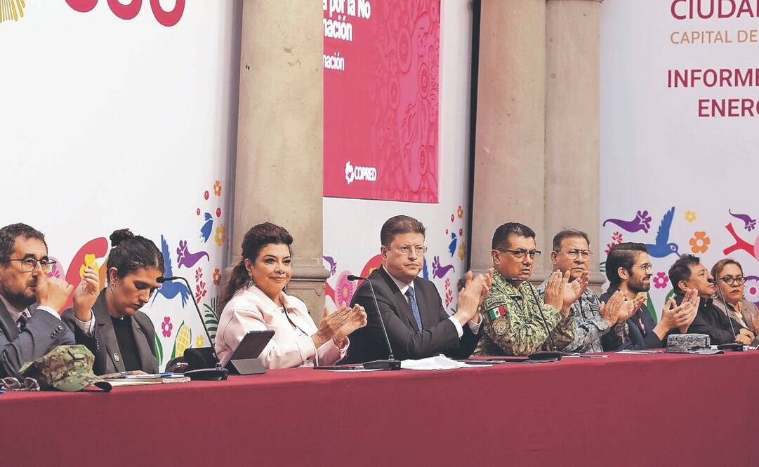 La jefa de Gobierno, Clara Brugada, y titulares de dependencias de seguridad dieron a conocer el informe mensual en la materia, en donde destaca la disminución de delitos de alto impacto en la capital. Foto Especial