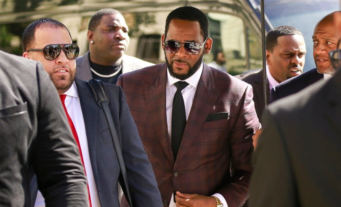 R. Kelly vuelve a encontrarse en medio de la polémica. Foto: AP