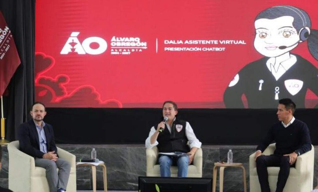 Alcalde de Álvaro Obregón, Javier López Casarín presenta a Dalia, un chatbot de WhatsApp para atender reportes ciudadanos (04/06/2025). Foto: Especial