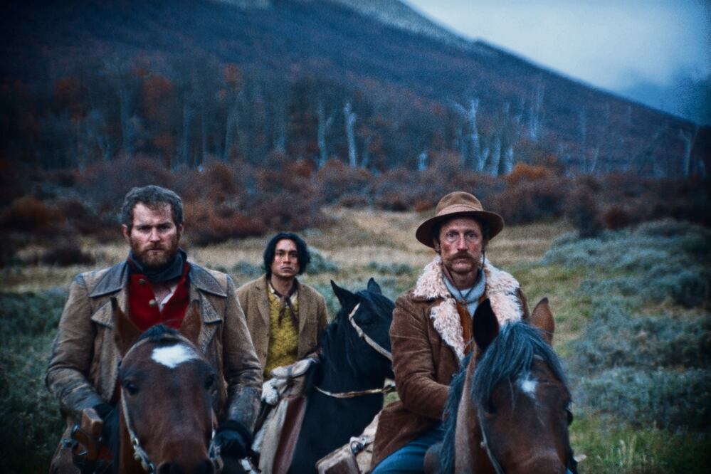 El filme retrata a los colonizadores que llegaron a la Tierra del Fuego. Foto: MUBI