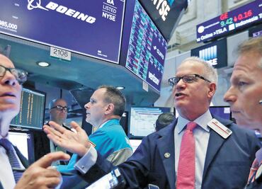 Boeing, en horas inciertas y miles de pedidos en el aire
