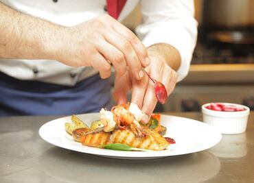 Reconocidos chefs te enseñan a cocinar en línea