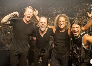 Mon Laferte, Juanes y Miley Cyrus integran el nuevo The Black Album de Metallica