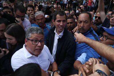 Guaidó convoca a protestas para miércoles y sábado contra Maduro