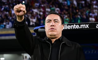 Efraín Juárez habría pedido al árbitro Daniel Quintero en la final: "Ojalá pites tú"