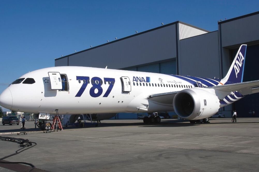 Capacidad. El Dreamliner 787-9 tiene capacidad para transportar a 127 pasajeros en clase turista, 39 en turista superior, 42 clase business y ocho en la nueva cabina de primera clase (ARCHIVO EL UNIVERSAL)