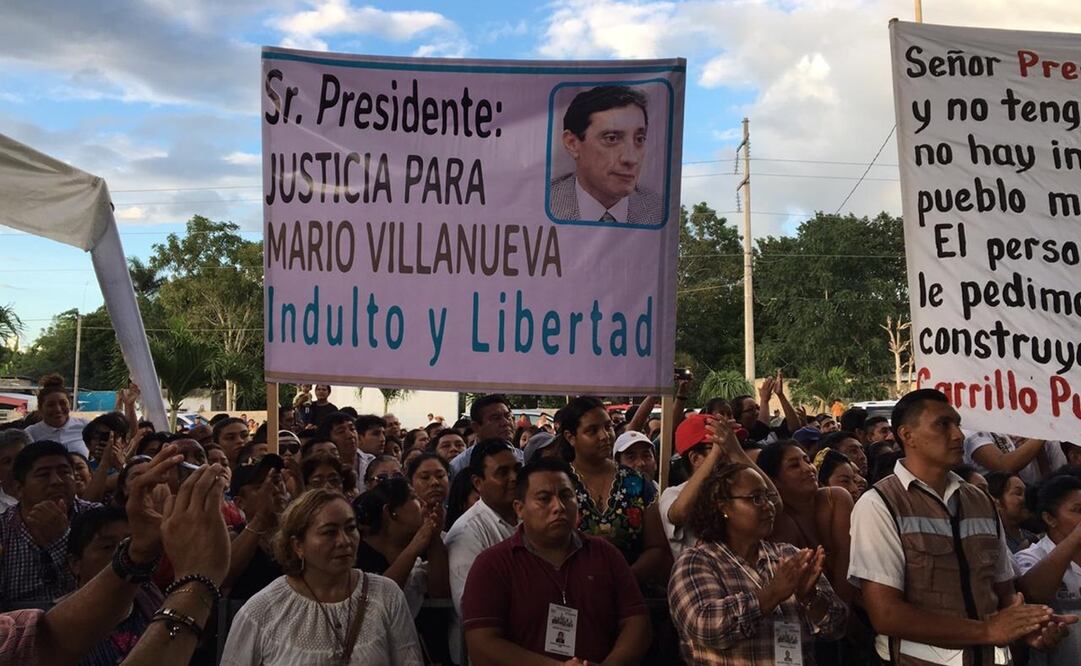 El presidente López Obrador sostiene un encuentro con el pueblo maya peninsular y población indígena migrante. Foto: Especial 