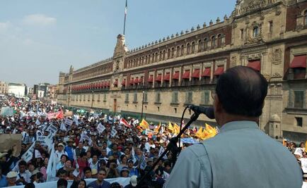 Solalinde encabeza mitin contra el gasolinazo en el Zócalo