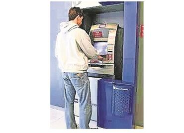 25% de municipios no tienen servicios financieros: Coneval