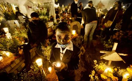 Así regresó el festejo al panteón de Mixquic