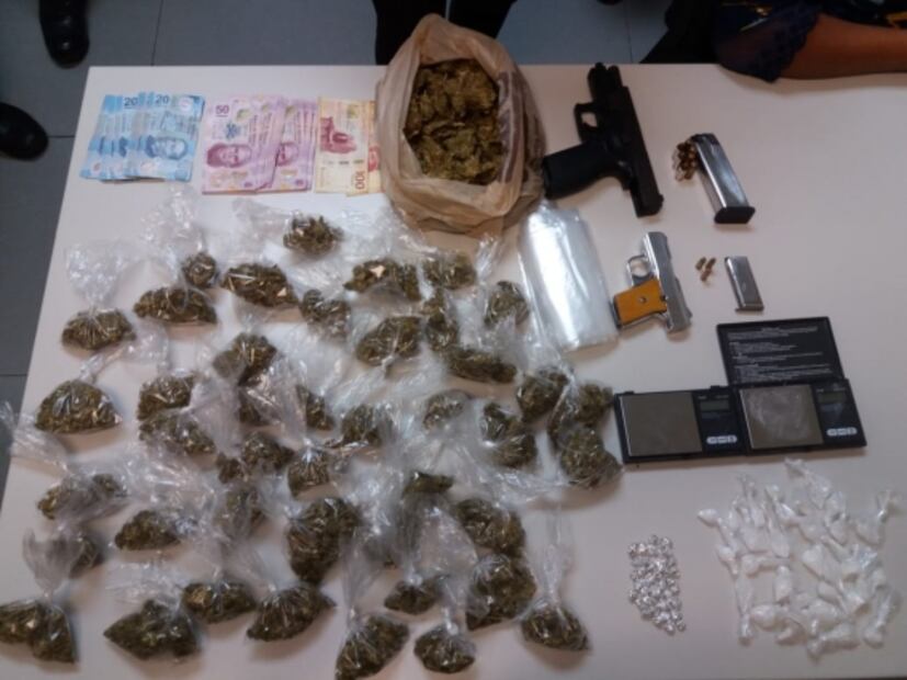 Detienen a cinco presuntos narcomenudistas en Monterrey