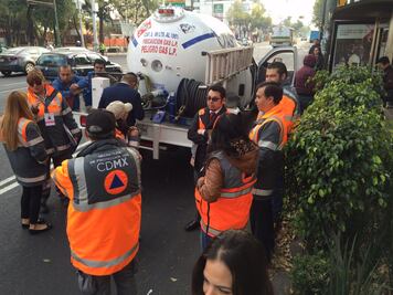 Ralizan operativo de revisión de pipas de gas en Iztapalapa