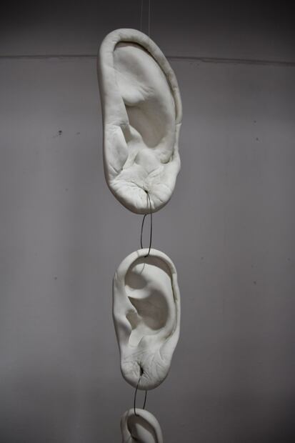 Tras 4 meses de exhibición, retiran exposición "La Mesa Puesta" de la estación Tacuba del Metro 