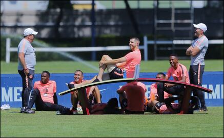 América vuelve a los entrenamientos con notables ausencias