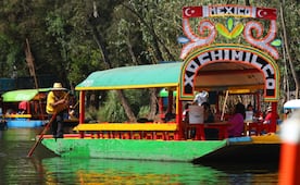 Cuánto cuesta el show de drags a bordo de trajineras en CDMX