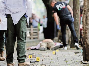 Intentan robar automóvil a De Mauleón en la Condesa