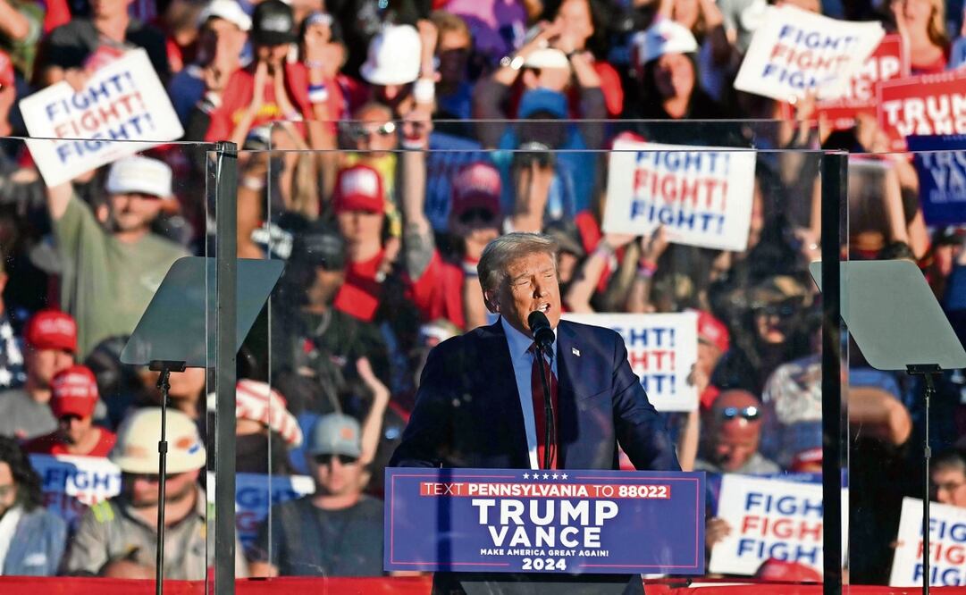 Los simpatizantes del republicano desconfían del recuento de los votos y las posibles amenazas tecnológicas que pueda sufrir el país. Foto: Jim Watson / AFP