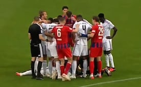 Jamal Musiala, futbolista del Bayern Munich, vuelve a desplomarse en pleno partido