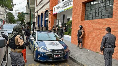 Catean oficinas del DIF y Tránsito en Toluca