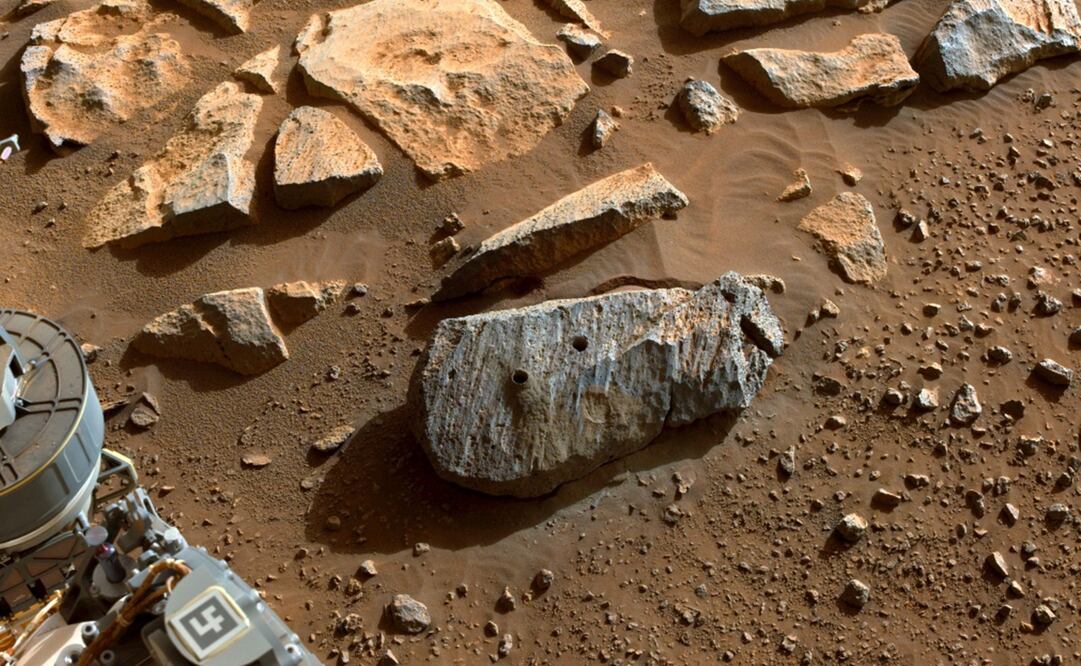 Los orificios son la marca de donde el rover tomó las muestras. Foto: AFP PHOTO / NASA/JPL-Caltech