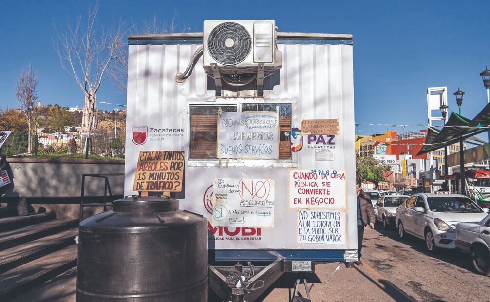 Es en el bulevar Adolfo López Mateos donde se construirá un viaducto elevado que atravesará por la zona centro de Zacatecas, que a su vez forma parte del polígono que
contempla el nombramiento de la Ciudad Patrimonio. FOTOS: DIANA VALDEZ. EL UNIVERSAL