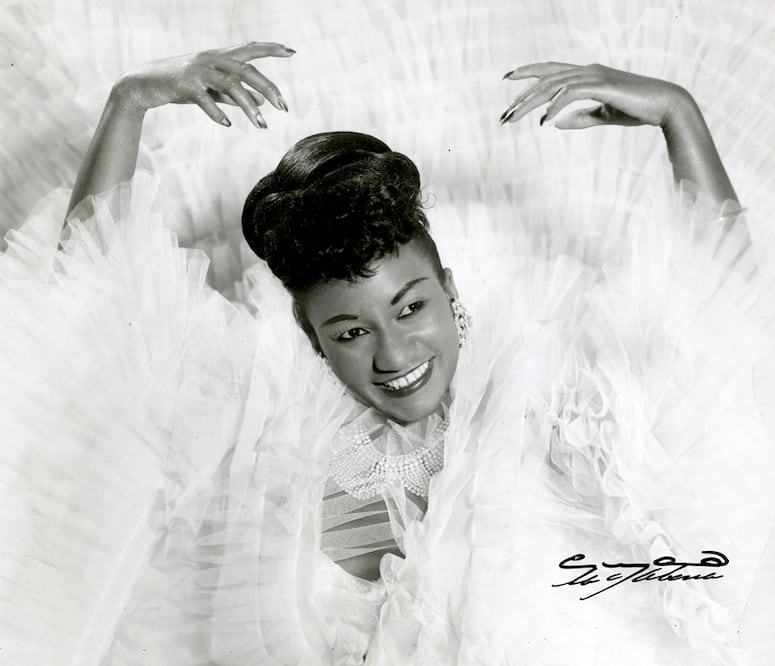 El estilo musical de Celia Cruz se mantuvo en constante evolución y los años no afectaron sobre su popularidad, incluso en vísperas del nuevo siglo seguía lanzando éxitos musicales completamente nuevos y con gran aceptación entre sus seguidores. Foto: Archivo El Universal.